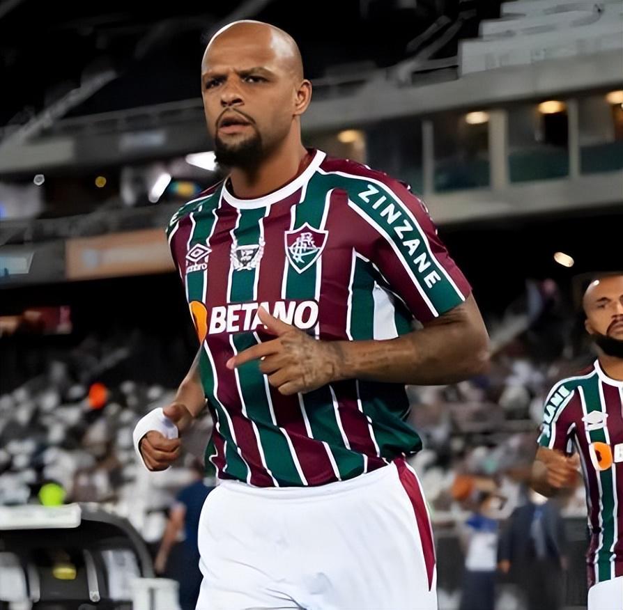 PG-意外!陈蒲为何宁愿在鲁能枯坐板凳,都没有来重庆铜梁龙挑大梁?