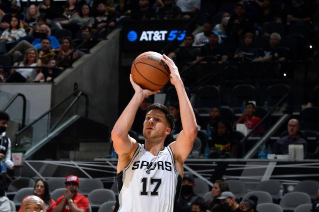 1639663905151007295.jpg 1235907902.0.jpg